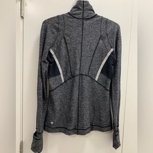 Lululemon rule women’s half zip Gray Long Sleeve pullover Top